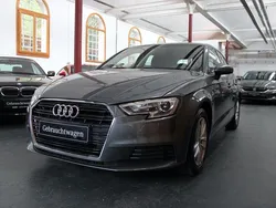 Grau Gebraucht 2020 Audi A3 Sportback Ambiente Limousine | 19.900 € (Superpreis)