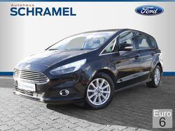Schwarz Gebraucht 2015 Ford S-MAX Titanium Van / Kleinbus | 18.790 € (Fairer Preis)