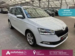 Weiß Gebraucht 2021 Skoda Fabia Cool Plus Kombi | 13.190 € (Guter Preis)