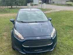 Blau Gebraucht 2013 Ford Fiesta Kleinwagen | 3.100 € (Fairer Preis)