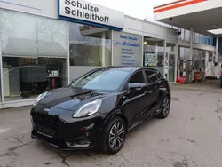 Obsidianschwarz metallic Gebraucht 2024 Ford Puma ST-Line SUV | 21.445 € (Fairer Preis)