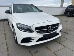 Weiß Gebraucht 2020 Mercedes C220 AMG Limousine | 23.800 € (Guter Preis)