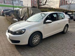Weiß Gebraucht 2009 VW Golf Trendline Limousine | 1.999 € (Fairer Preis)
