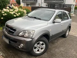Silber Gebraucht 2005 Kia Sorento SUV | 3.500 € (Teuer)