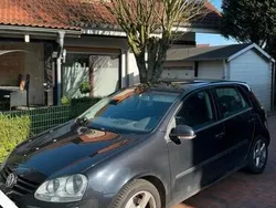 Schwarz Gebraucht 2004 VW Golf IV Limousine | 2.750 € (Etwas zu teuer)