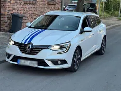 Weiß Gebraucht 2018 Renault Mégane GrandTour Bose Edition Kombi | 11.600 € (Guter Preis)
