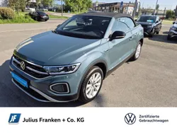 Petrol (metallic) Gebraucht 2024 VW T-Roc Cabriolet Move Cabrio | 30.999 € (Guter Preis)