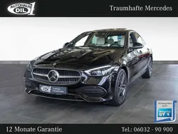 Schwarz (obsidianschwarz metalliclack) Gebraucht 2022 Mercedes C200 AMG Limousine | 38.450 € (Teuer)