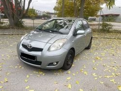 Grau Gebraucht 2009 Toyota Yaris Limousine | 3.200 € (Guter Preis)