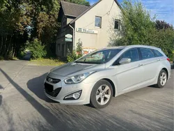 Silber Gebraucht 2018 Hyundai i40 Kombi | 7.900 € (Superpreis)
