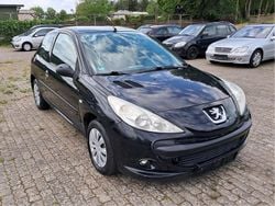 Schwarz Gebraucht 2010 Peugeot 206+ Kleinwagen | 2.299 €