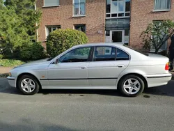 Silber Gebraucht 2000 BMW 520 Limousine | 9.800 €