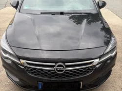 Schwarz Gebraucht 2017 Opel Astra S Kombi | 8.500 € (Fairer Preis)