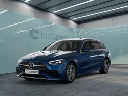 Blau Gebraucht 2024 Mercedes 200 Van / Kleinbus | 41.047 € (Fairer Preis)