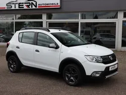 Gletscherweiss Gebraucht 2017 Dacia Sandero Celebration Kleinwagen | 8.990 € (Fairer Preis)