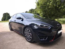 Schwarz Gebraucht 2023 Kia ProCeed Kleinwagen | 30.900 € (Fairer Preis)