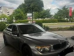 Grau Gebraucht 2004 BMW 735 Limousine | 2.800 € (Superpreis)