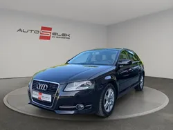 Schwarz Gebraucht 2010 Audi A3 Sportback Attraction Limousine | 10.950 € (Etwas zu teuer)
