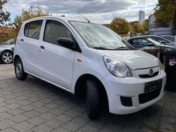 Weiß Gebraucht 2010 Daihatsu Cuore Kleinwagen | 950 € (Guter Preis)
