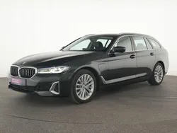 Black sapphire Gebraucht 2021 BMW 530e Luxury Line Limousine | 33.955 € (Superpreis)