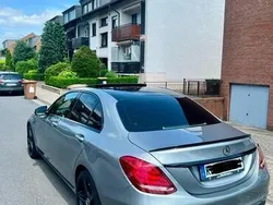 Grau Gebraucht 2016 Mercedes C200 Limousine | 17.999 €