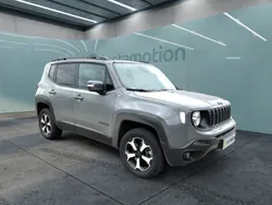 Grau Gebraucht 2022 Jeep Renegade Trailhawk SUV | 33.390 € (Teuer)
