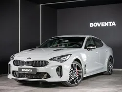 (c4s) ceramicsilber metallic Gebraucht 2021 Kia Stinger Limousine | 40.850 € (Etwas zu teuer)