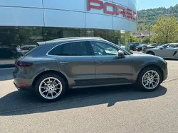Grau Gebraucht 2015 Porsche Macan S SUV | 34.300 € (Fairer Preis)