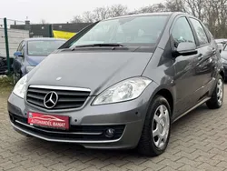 Mountaingrau Gebraucht 2011 Mercedes A160 Kleinwagen | 9.199 € (Etwas zu teuer)