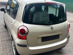 Gold Gebraucht 2006 Renault Modus Dynamique Van / Kleinbus | 1.500 € (Fairer Preis)