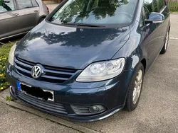 Blau Gebraucht 2007 VW Golf Plus Comfortline Van / Kleinbus | 3.490 € (Fairer Preis)