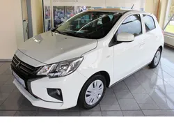 Weiß Gebraucht 2022 Mitsubishi Space Star Select Limousine | 10.888 € (Fairer Preis)