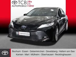 Schwarz Gebraucht 2021 Toyota Camry Hybrid Executive Limousine | 33.989 €