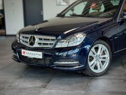 Blau Gebraucht 2011 Mercedes C250 Avantgarde Limousine | 19.480 €