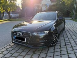 Schwarz Gebraucht 2015 Audi A4 Ambition Kombi | 15.900 € (Fairer Preis)