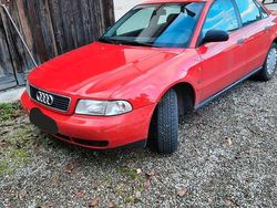Rot Gebraucht 1996 Audi A4 Limousine | 700 €
