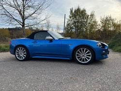 Blau Gebraucht 2018 Fiat 124 Spider Lusso Cabrio | 20.888 € (Fairer Preis)