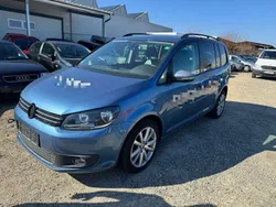 Acapulcoblau metallic Gebraucht 2012 VW Touran Comfortline Van / Kleinbus | 3.750 €