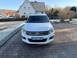 Weiß Gebraucht 2014 VW Tiguan Sportline SUV | 12.500 € (Fairer Preis)