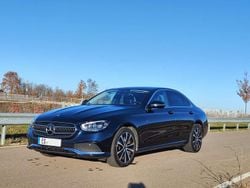 Blau Gebraucht 2023 Mercedes E300 Avantgarde Limousine | 39.000 € (Guter Preis)