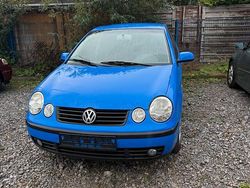 Blau Gebraucht 2002 VW Polo Kleinwagen | 1.900 € (Etwas zu teuer)