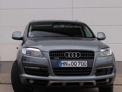 Grau Gebraucht 2007 Audi Q7 SUV | 11.999 € (Teuer)