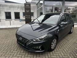 Dark knight Gebraucht 2023 Hyundai i30 Select Kombi | 17.990 € (Guter Preis)