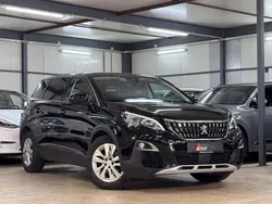 Schwarz Gebraucht 2019 Peugeot 5008 Business-Line Van / Kleinbus | 16.590 € (Guter Preis)