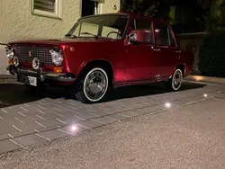 Rot Gebraucht 1975 Fiat 124 Limousine | 12.500 €