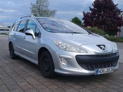 Silber Gebraucht 2011 Peugeot 308 SW Active Kombi | 2.999 € (Superpreis)