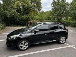 Schwarz Gebraucht 2015 Renault Clio GrandTour Dynamique Kombi | 5.000 € (Fairer Preis)