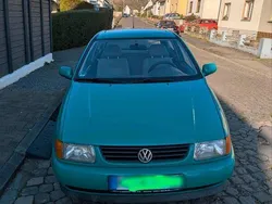 Grün Gebraucht 1996 VW Polo Kleinwagen | 1.500 € (Fairer Preis)