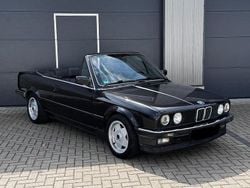 Schwarz Gebraucht 1989 BMW 320 Cabriolet Performance Cabrio | 9.499 €