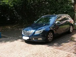 Blau Gebraucht 2010 Opel Insignia Kombi | 1.700 € (Guter Preis)